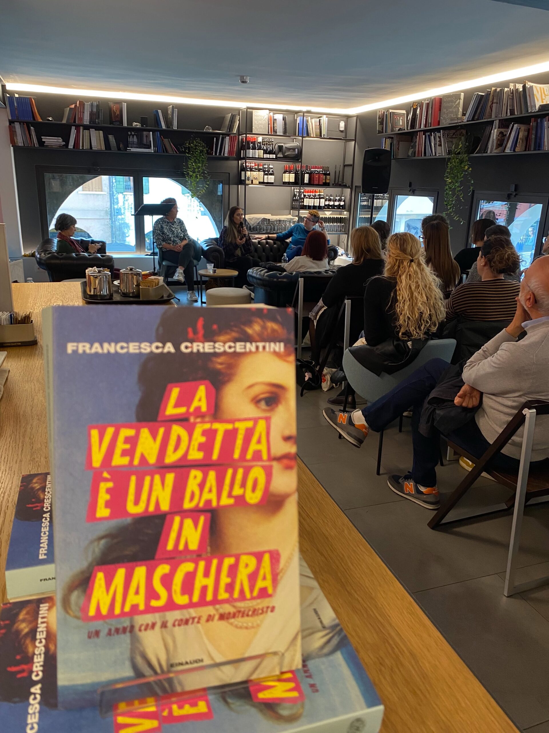 Un altro momento della presentazione letteraria